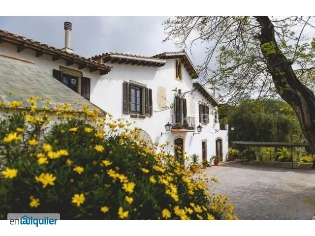 Alquiler Casa Garaje Cabrils - Apartamento con Piscina y Animales