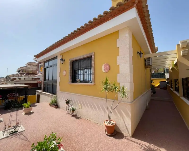 Villa en Venta Bigastro 3 Dormitorios 2 Baños