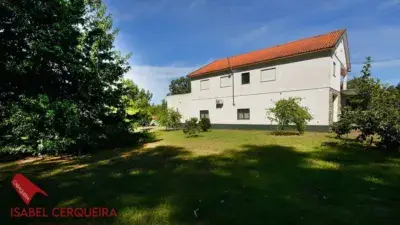 Casa Rural 500m2 con 6000m2 de Terreno en Valença