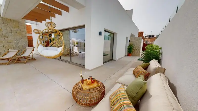Villa en Venta San Miguel de Salinas 3 Dormitorios Piscina