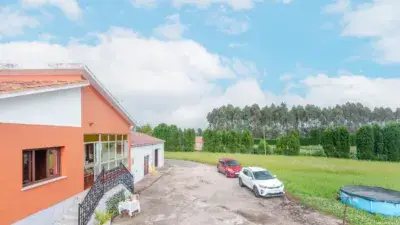 Casa en Venta en Gozón Asturias con Desván y Terreno