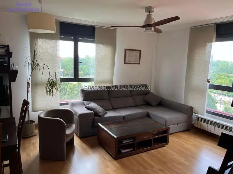 Piso 3 habitaciones 2 baños Logroño terraza garaje trastero