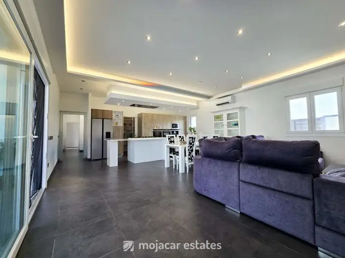 Villa de Lujo en Carboneras 4 Dormitorios Piscina Privada