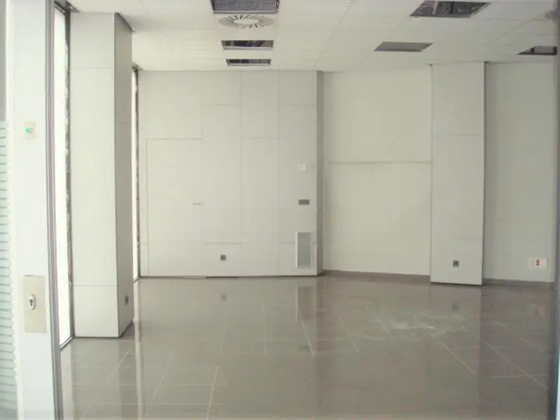 Venta Local Comercial Teatinos Oviedo