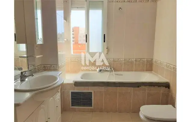 Alquiler Apartamento 3 Dormitorios 122m2 Riba-roja Túria