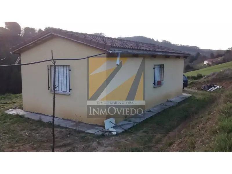 Casa Rural en Gijón 2 habitaciones 3000m2 Finca