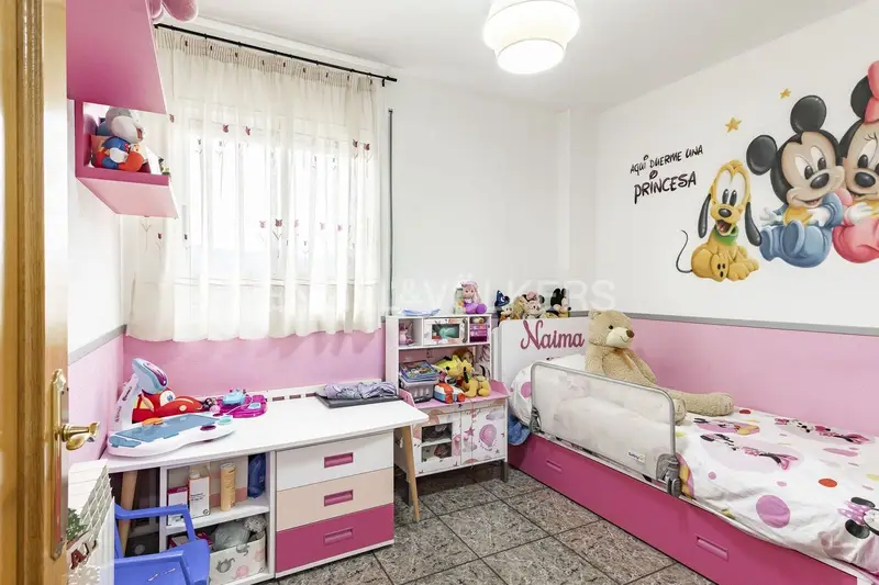Apartamento en Venta en Palleja Barcelona 3 Dormitorios 2 Banos