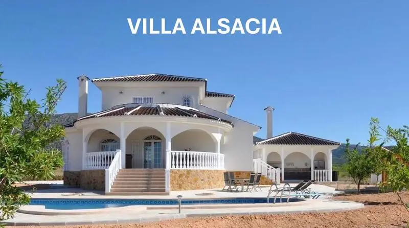 Villa Moderna 3 Dormitorios Pinoso Alicante Piscina Privada