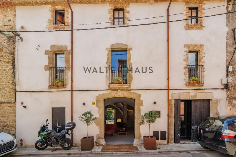 Chalet con Licencia Hostelera en Girona