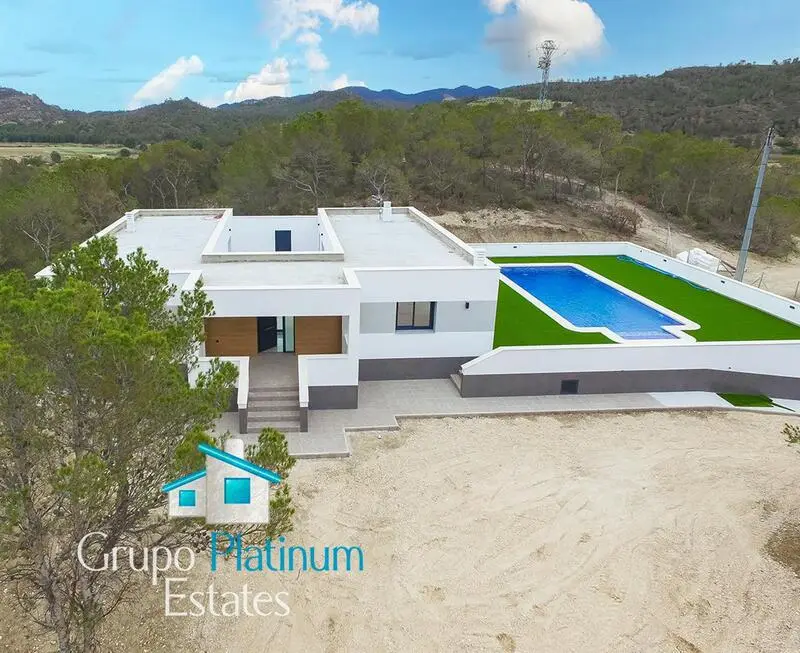 Villa 3 Dormitorios Lorca Murcia Piscina Garaje