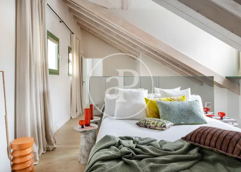Apartamento en La Latina con 3 dormitorios y 3 baños