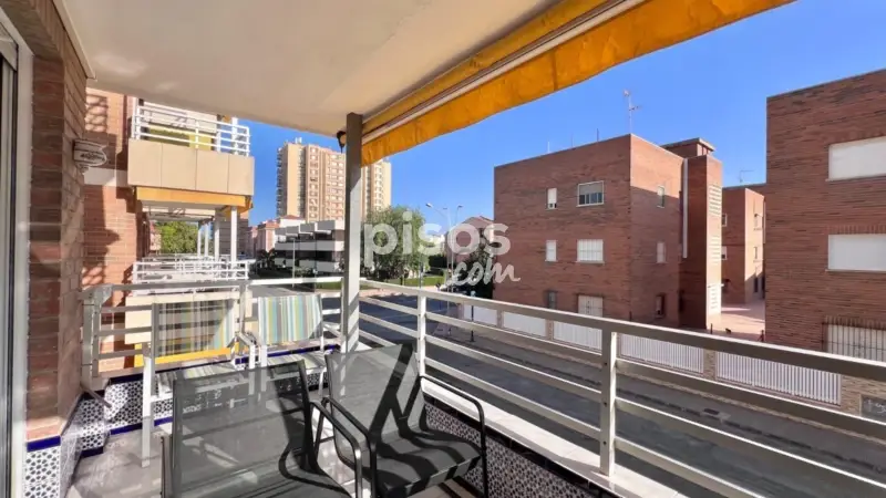 Apartamento en alquiler en Santiago de La Ribera