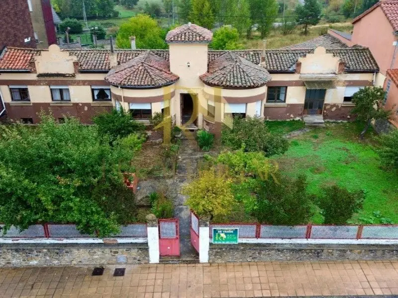 Venta Casa 7 habitaciones Boñar