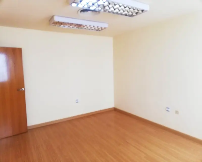 Local en Venta en Jaén 66m2 Santo Reino