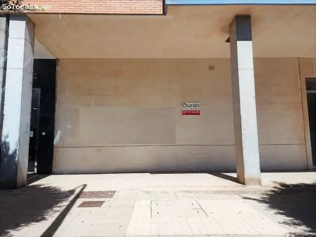 Local Comercial en El Ejido Junto al Corte Ingl	 es