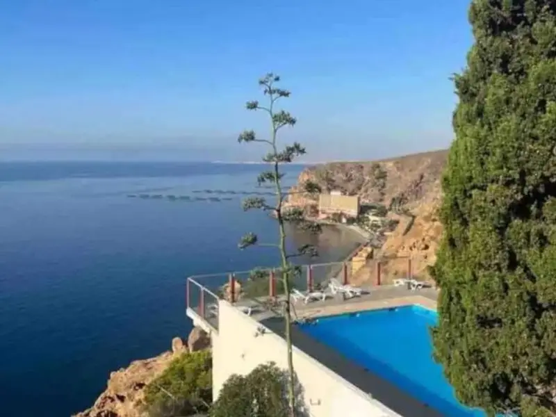 Dúplex con Vistas al Mar en Almería Recién Reformado