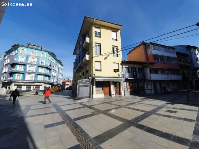 Edificio en Torrelavega: 3 plantas, ideal vivienda u hosteleria