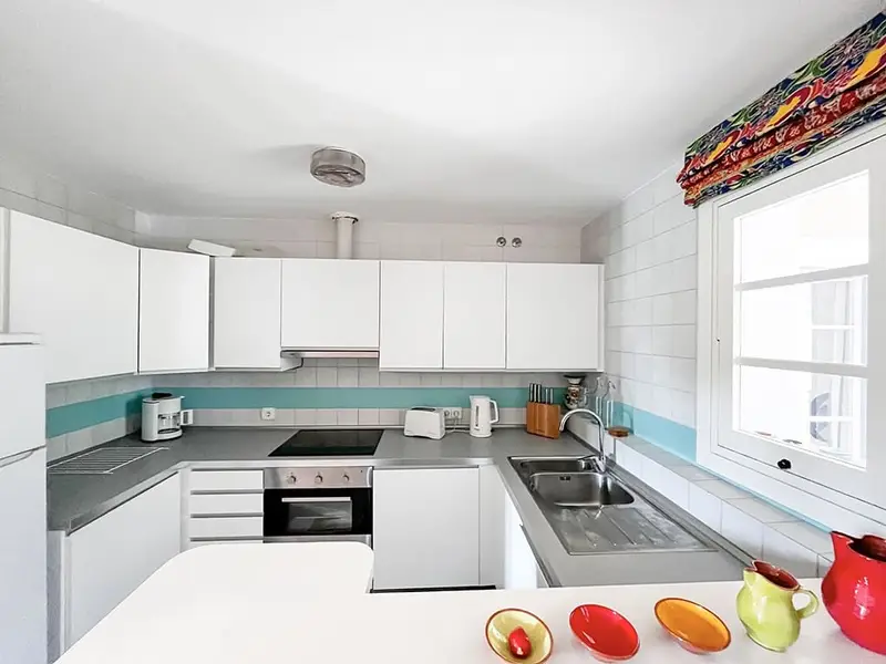 Apartamento en Bendinat con Vistas al Golf y Piscina
