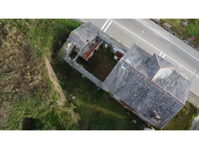 Casona para Reformar en Navia 290m2 con Anexo 99m2
