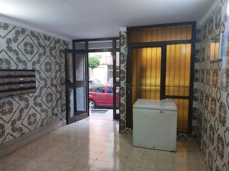 Apartamento en venta en Sant Feliu de Llobregat necesita reforma