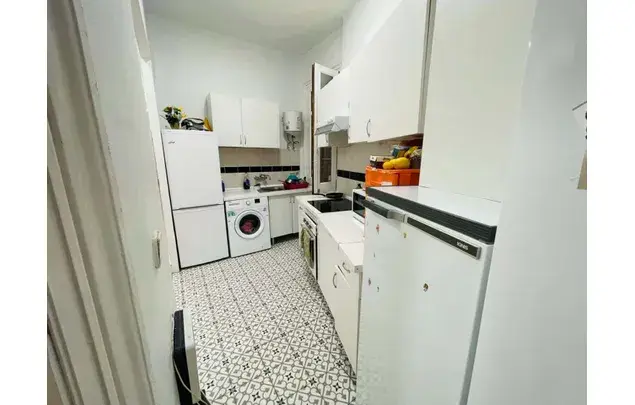 Habitaci
ón 180m
² Majadahonda Estancia Mediana Larga