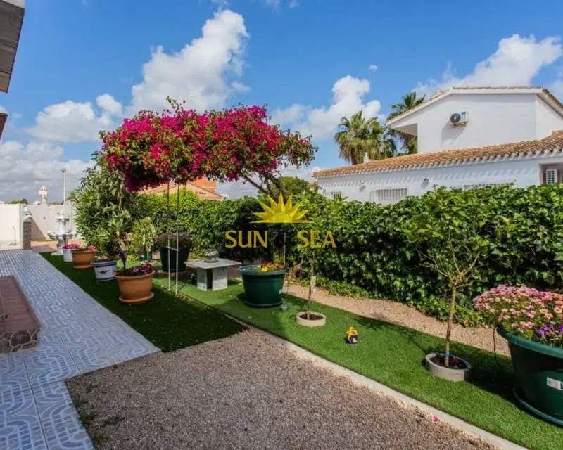 Chalet en Alquiler San Javier Murcia 3 Dormitorios Piscina Privada