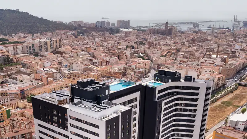 Piso de Lujo en Venta en Rascacielos de Malaga