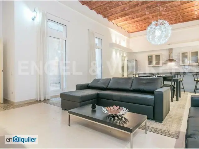 Alquiler Piso Amueblado 4 Dormitorios 2 Baños Ciutat Vella