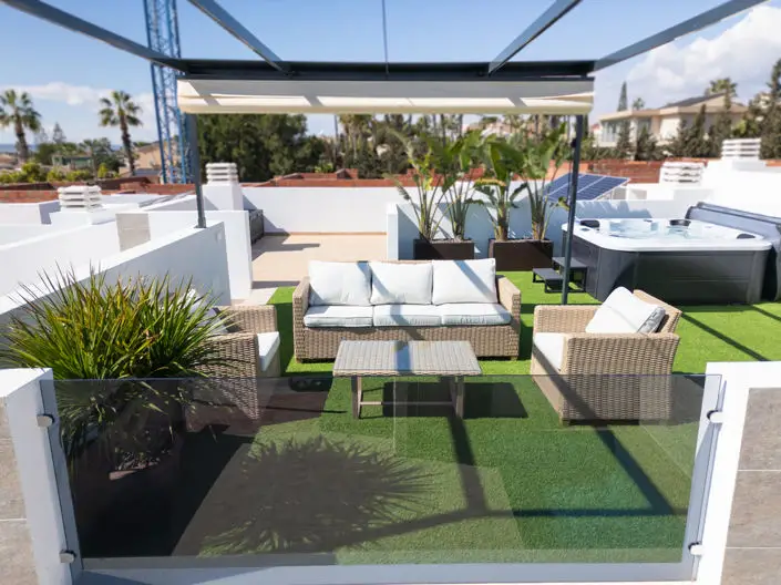 Villa de Lujo 3 Dormitorios Piscina Terrazas Solarium Costa Blanca
