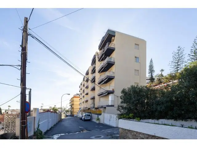 El Piso Que Estabas Esperando... La Mejor Zona De Velilla Y Con Garaje!!!!!