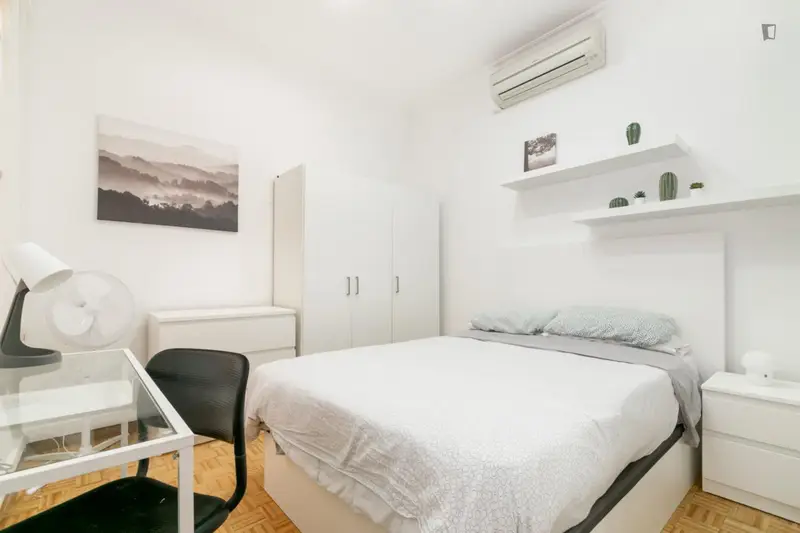 Habitacion Doble en Piso Compartido Eixample Barcelona