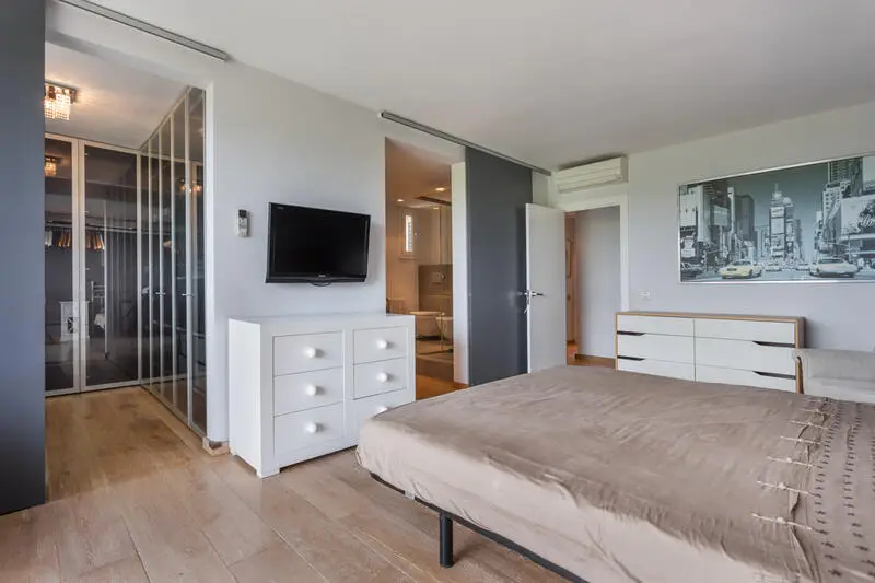 Apartamento 3 Dormitorios Gava Cerca Playa Alquiler Largo Plazo