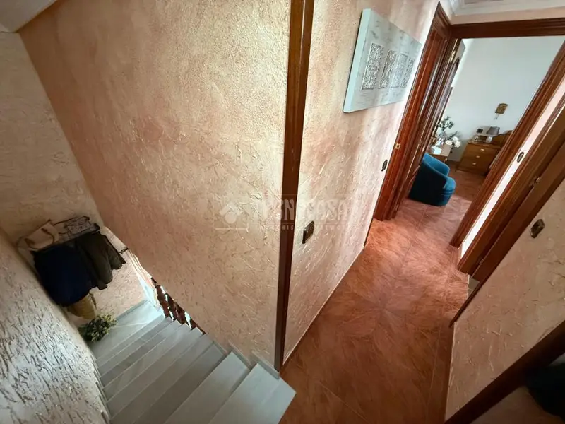 Casa en Venta en Martos con Cochera y Terraza