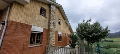 Chalet en venta en San Vicente de Covelas Ribadeo