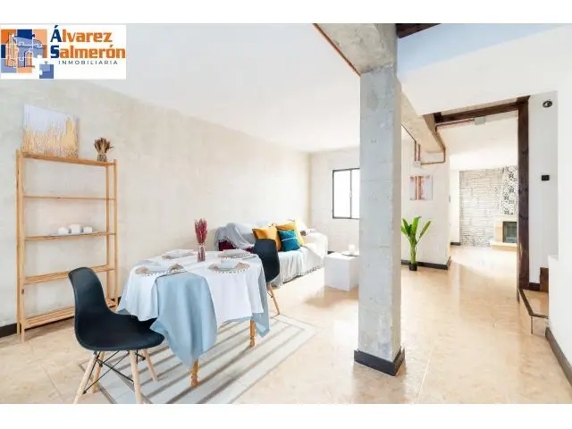 Casa en Peligros con 4 habitaciones y patio