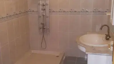 Casa en venta en Valverde del Fresno 185m2 3 dormitorios