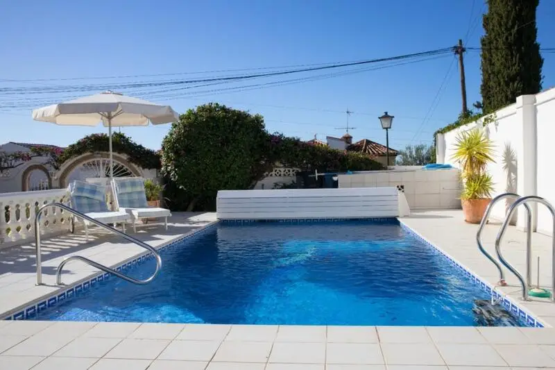 Villa en Venta en Nerja Cerca de la Playa