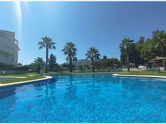 Apartamento cerca de la playa con 2 dormitorios y 2 baños
