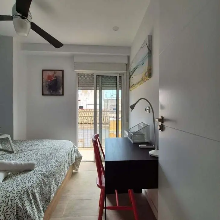 Habitacion Amueblada en Apartamento Compartido Valencia