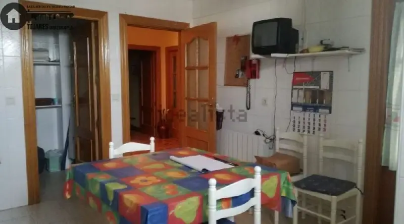 Venta Piso con calefacción en Mahora - 4 habitaciones