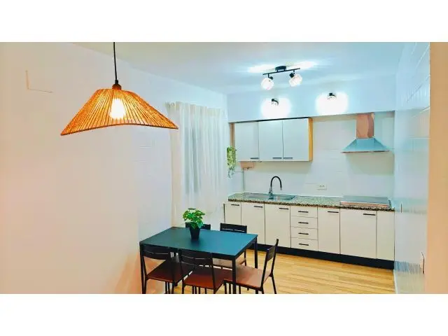 Piso 5 Habitaciones San Blas Amueblado