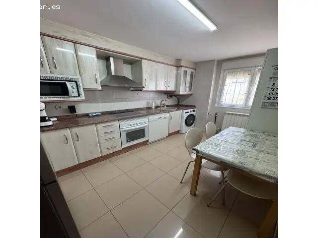 Piso con Terraza Garaje y Trastero en El Burgo de Ebro