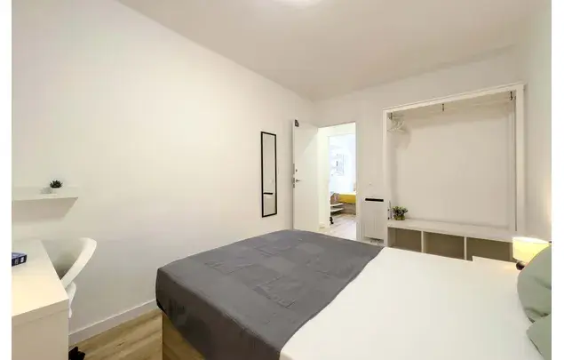 Habitacion 60m2 Barcelona Alquiler Estancia Media Larga