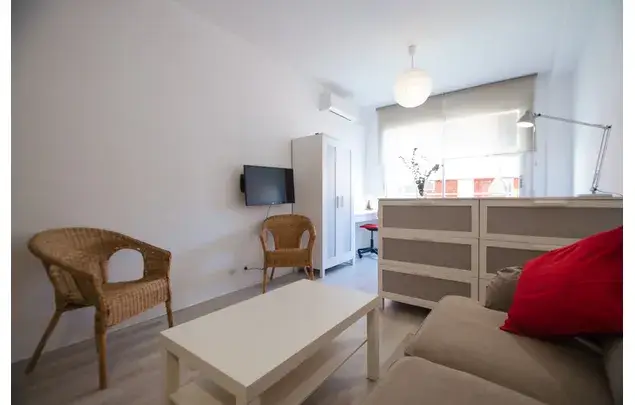 Estudio 30m2 Barcelona Amueblado Equipado