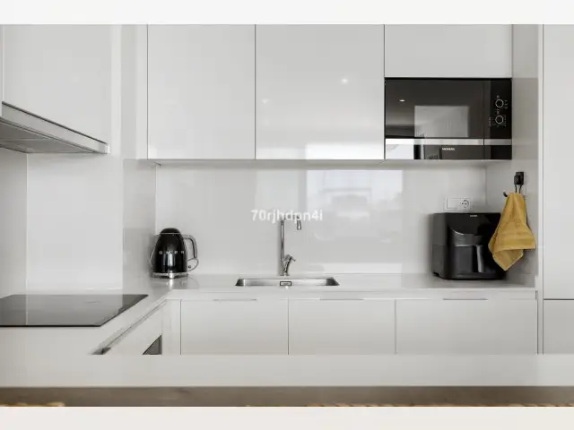 Apartamento Moderno en Mirador del Golf Estepona