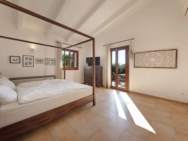 Finca Rural en Petra Mallorca 4 Dormitorios Piscina y Licencia Turistica