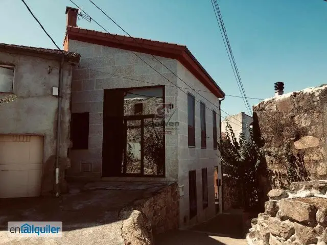 Quintela de Velle / Preciosa Casita Amueblada