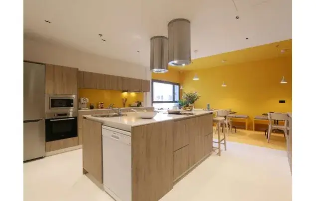 Estudio 13m2 Sevilla - Amueblado con Aire Acondicionado y Terraza