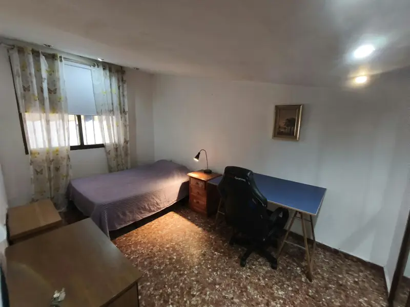 Habitación Amueblada Castellón Centro Chica Joven