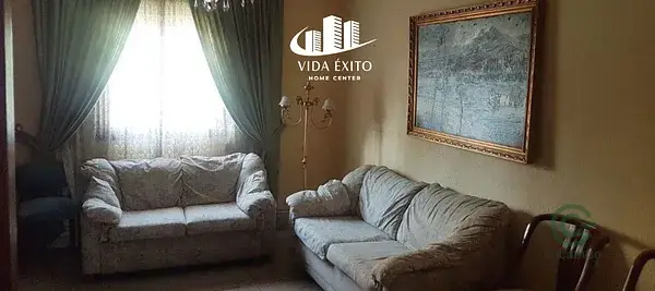 Chalet en Jaen 0.04ha para reformar con dos plantas independientes